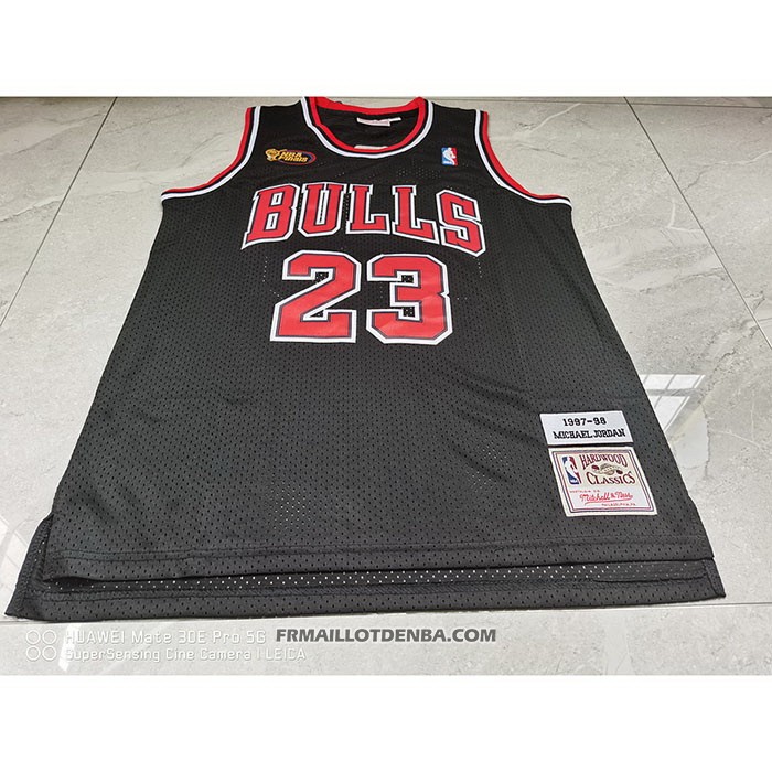 Maillot Chicago Bulls Michael Jordan No 23 Mitchell & Ness 1997-98 Noir